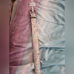 No boundaries womens xl belt hearts holographic silver